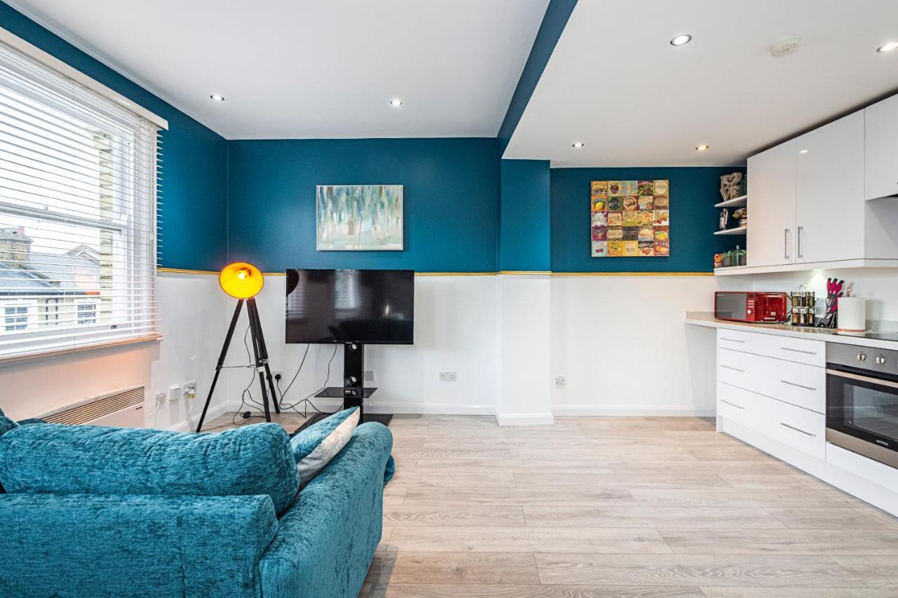 Cozy And Charming Flat: Minutes From Everything! London Eksteriør billede